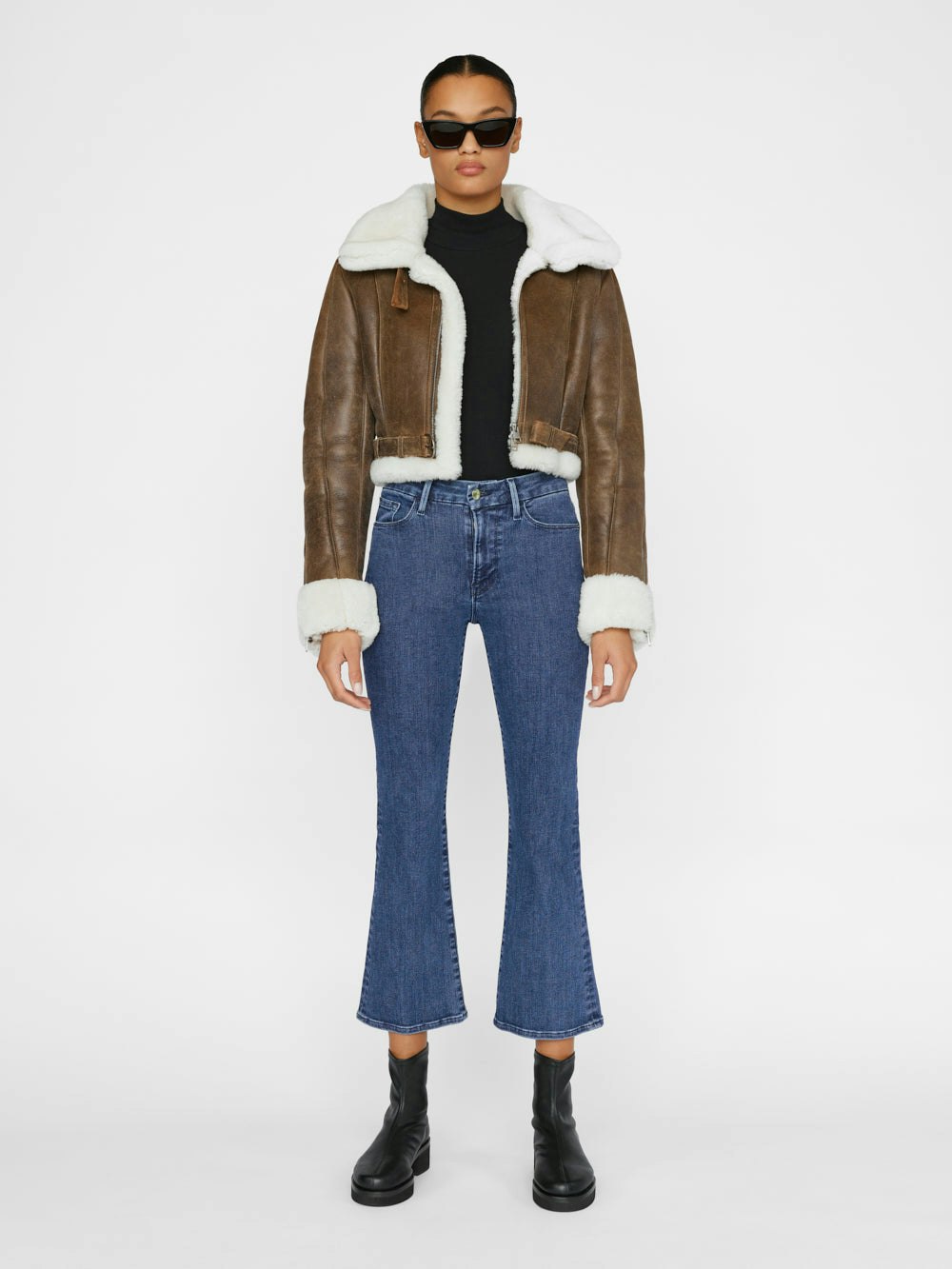 jeans front view alt:hover